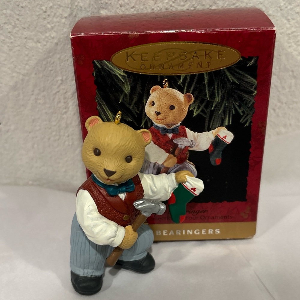 Hallmark Keepsake The Bearingers Papa Bearinger ornament 1993